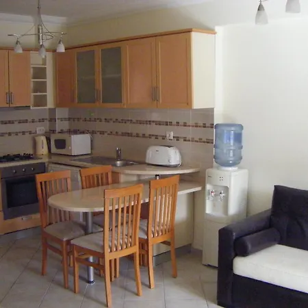Lissa Gardens شقة